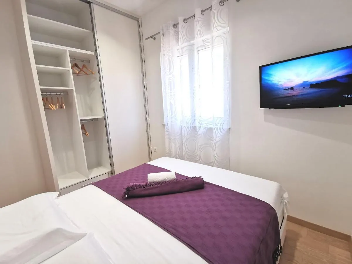 Relax And Enjoy Apartment Stobrec Spalato 0*,  Croazia